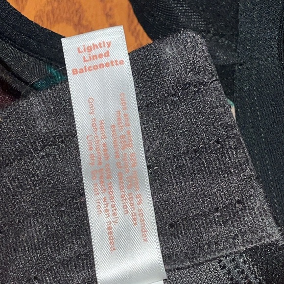 Cacique underwire lightly lined balconette floral 46C - Picture 6 of 7